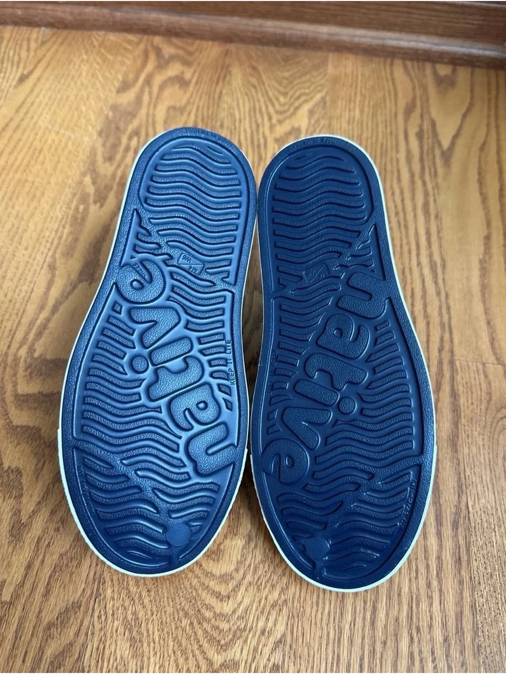 NWT Native Jefferson Shoes Womens 6 Men’s 4 Kids 4 Navy Blue